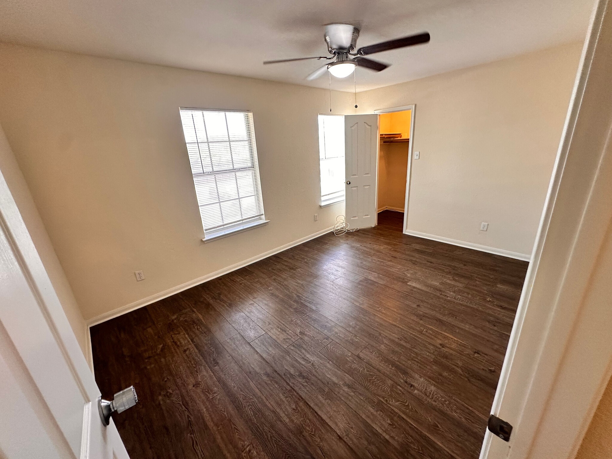 Building Photo - Room in House on Fort Grant Dr