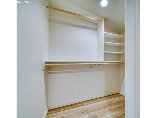 Building Photo - 33871 NE Blossom Dr