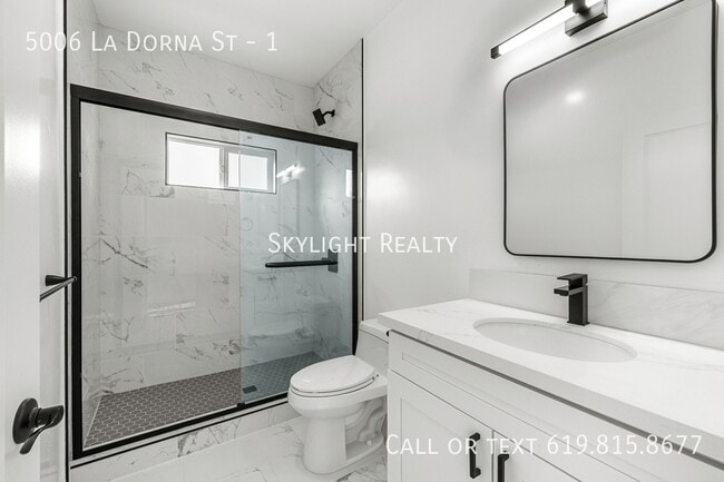 Building Photo - 5006 La Dorna St