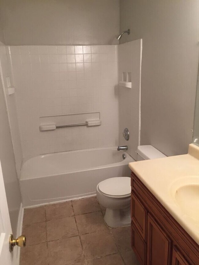 Building Photo - Charming 3-Bedroom Home in College Park – ...