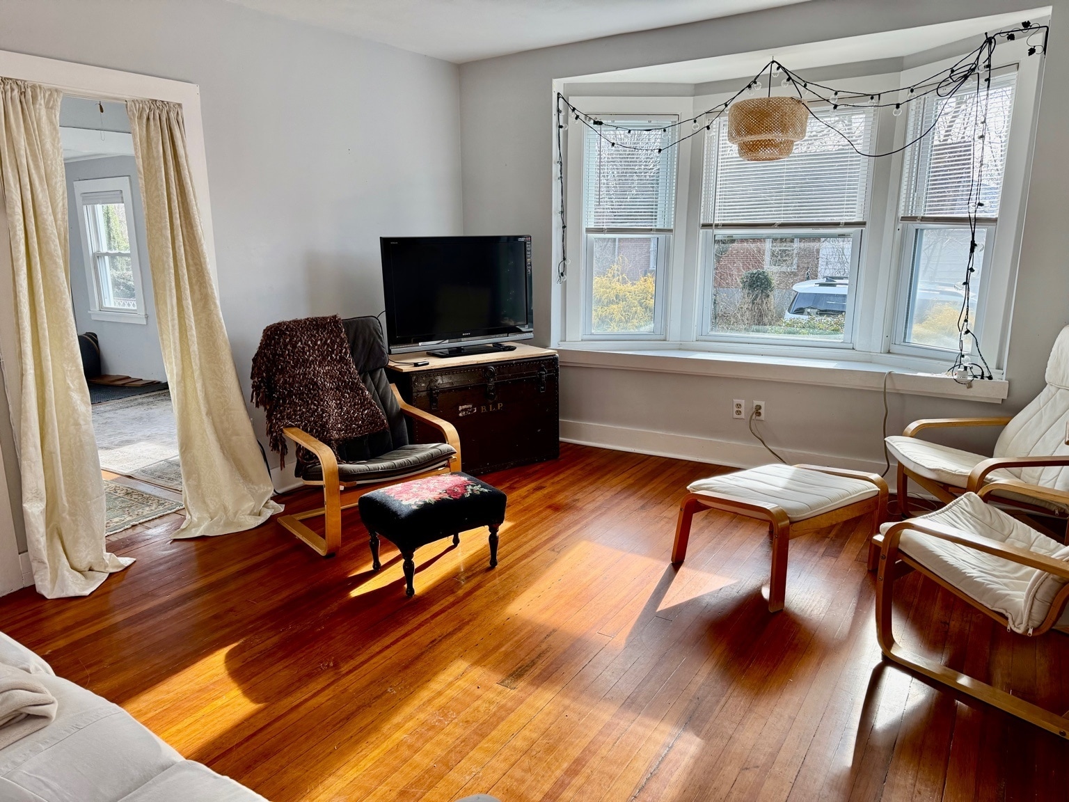 Building Photo - 120 Bloomingdale Rd