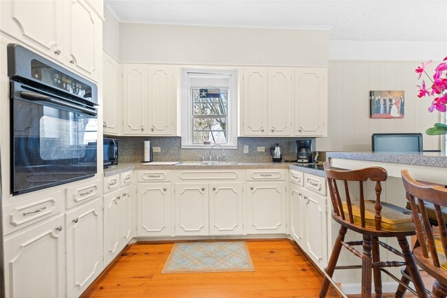 Building Photo - 18218 Buck Rd