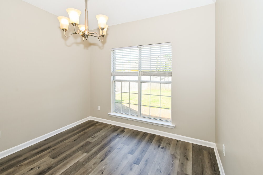 Building Photo - 4924 Wemberley Dr
