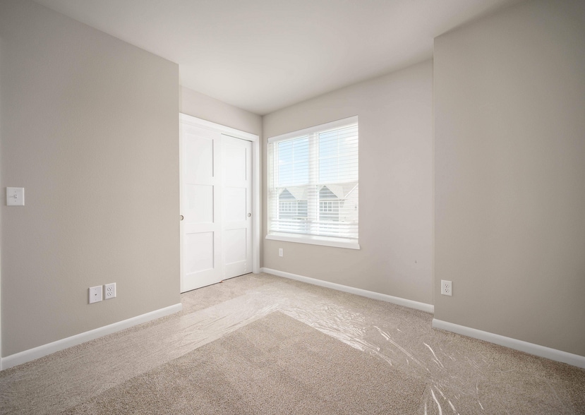 Building Photo - 1710 Star Light Dr