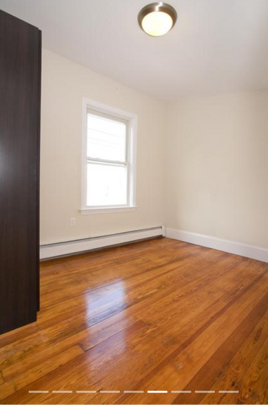 Building Photo - 14 Parker Hill Ave