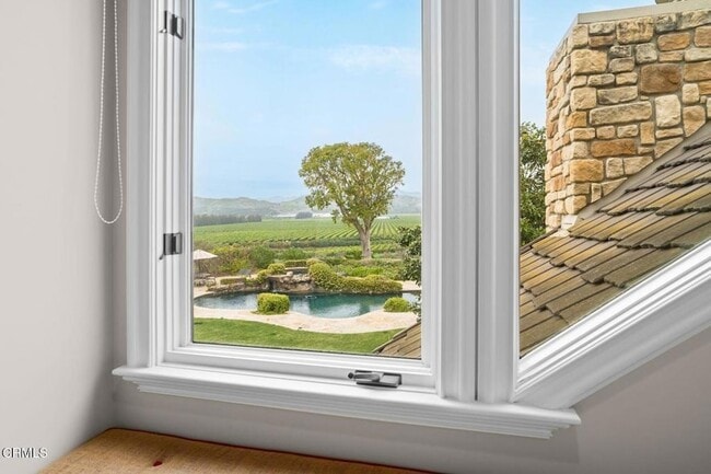 Building Photo - 3243 Calle De Debesa