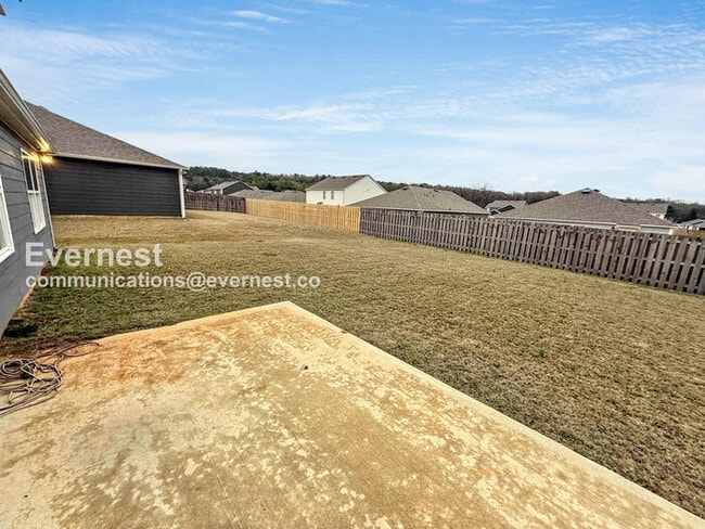 Building Photo - 241 Koslin Lp