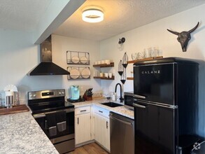 Building Photo - Move In Special! Long Term Rental- Dillon ...