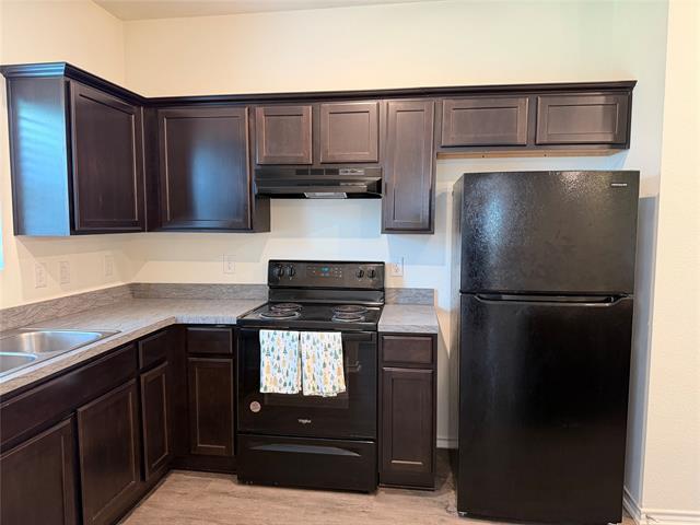 Building Photo - 2237 Diamond Dr
