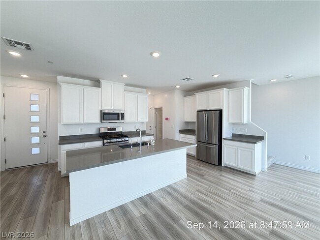 Building Photo - 8856 Flora Run Ave