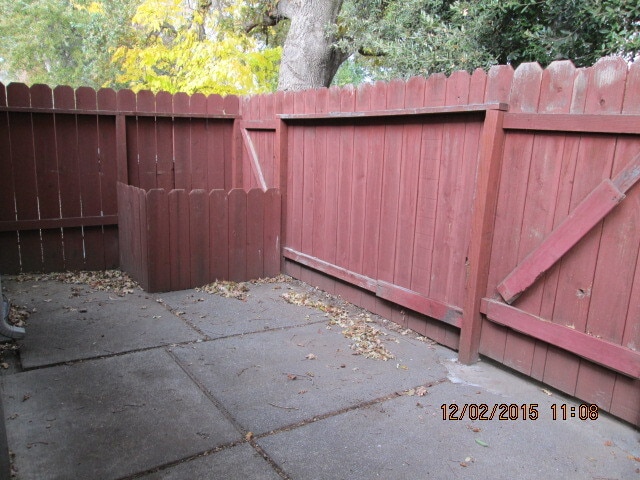 Building Photo - 373 Eldridge Ave