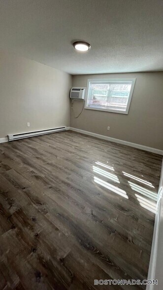 Building Photo - 799 Farm Rd