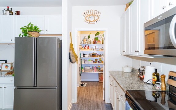 Building Photo - 6121 King George Dr