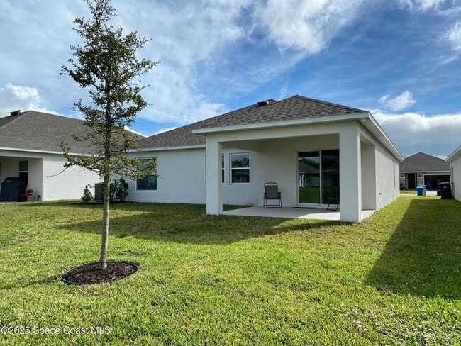 Building Photo - 1186 Dania Cir