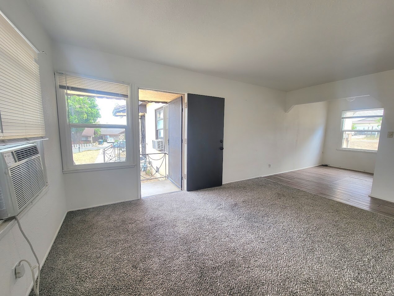 Building Photo - 16911 Glenetta Way
