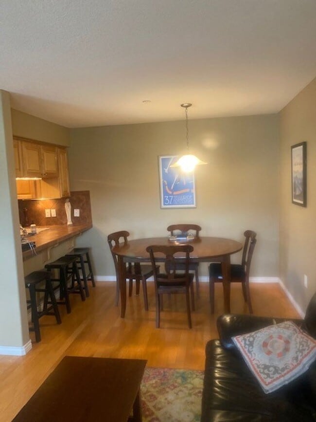 Building Photo - Beautiful 1B/1B Boulder Home