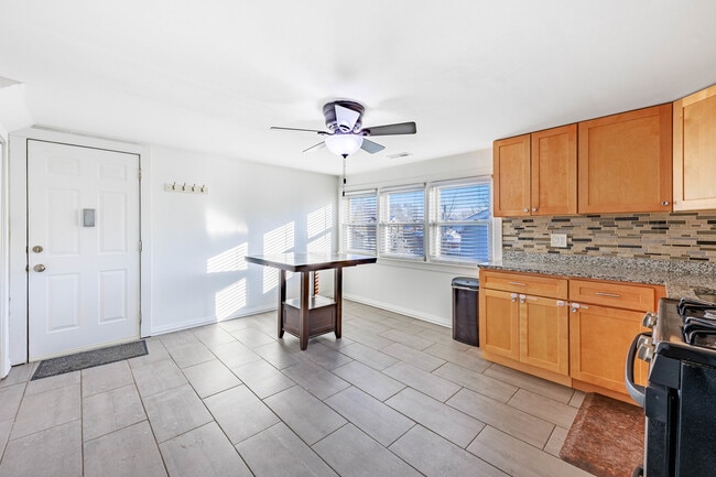 Building Photo - 113 Washington Ave