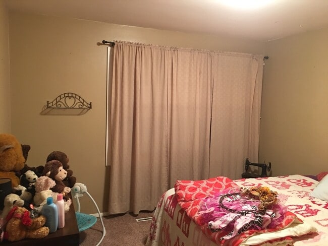 Building Photo - 3BR, 2BTH Beautiful ranch style home with ...