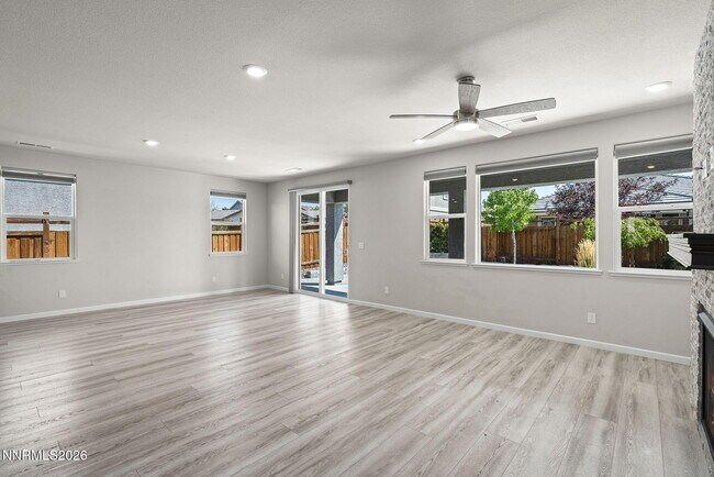 Building Photo - 7230 Treeline Ct