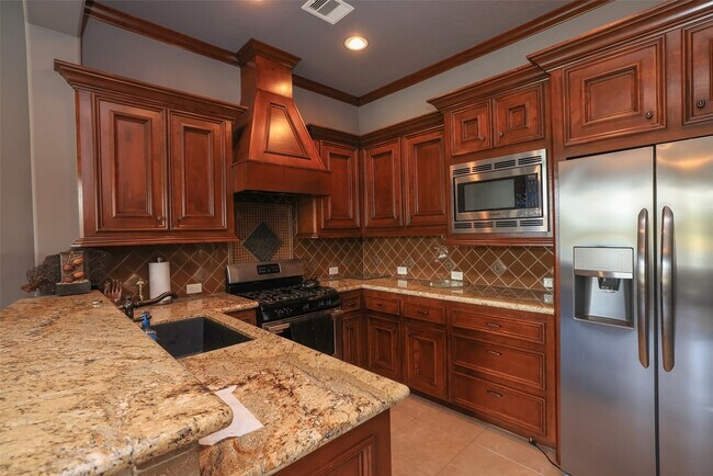 Building Photo - 22 Post Shadow Estate Dr