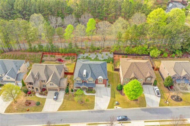 Building Photo - 2540 Maple Ridge Ln