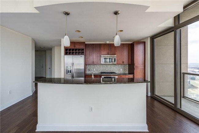 Building Photo - 270 17th St NW