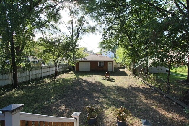Building Photo - 2006 Darrow Ave
