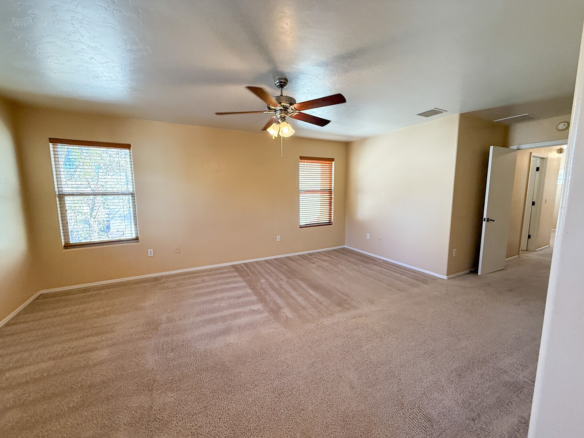 Building Photo - 2771 N Saramano Ln