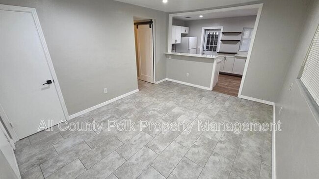 Building Photo - 1621 Huntington St