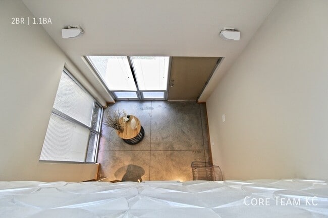 Building Photo - 4112 Walnut St