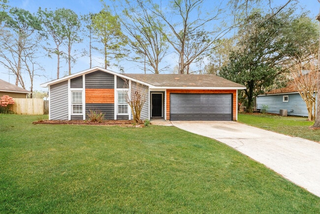 Building Photo - 98 Peppertree Ln