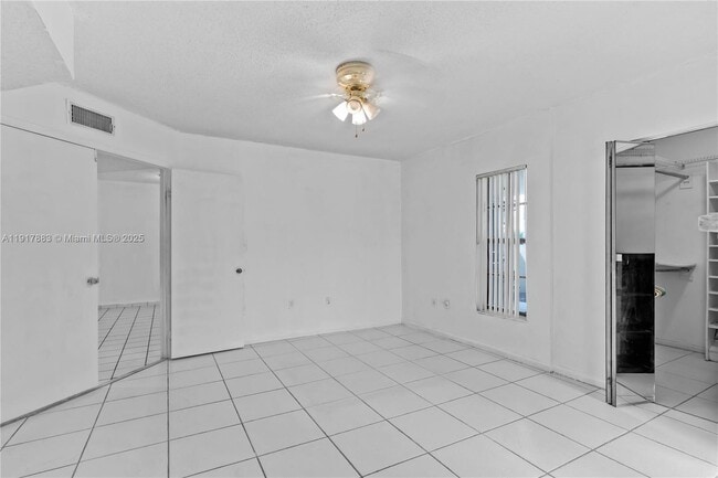 Building Photo - 12915 SW 88th Terrace