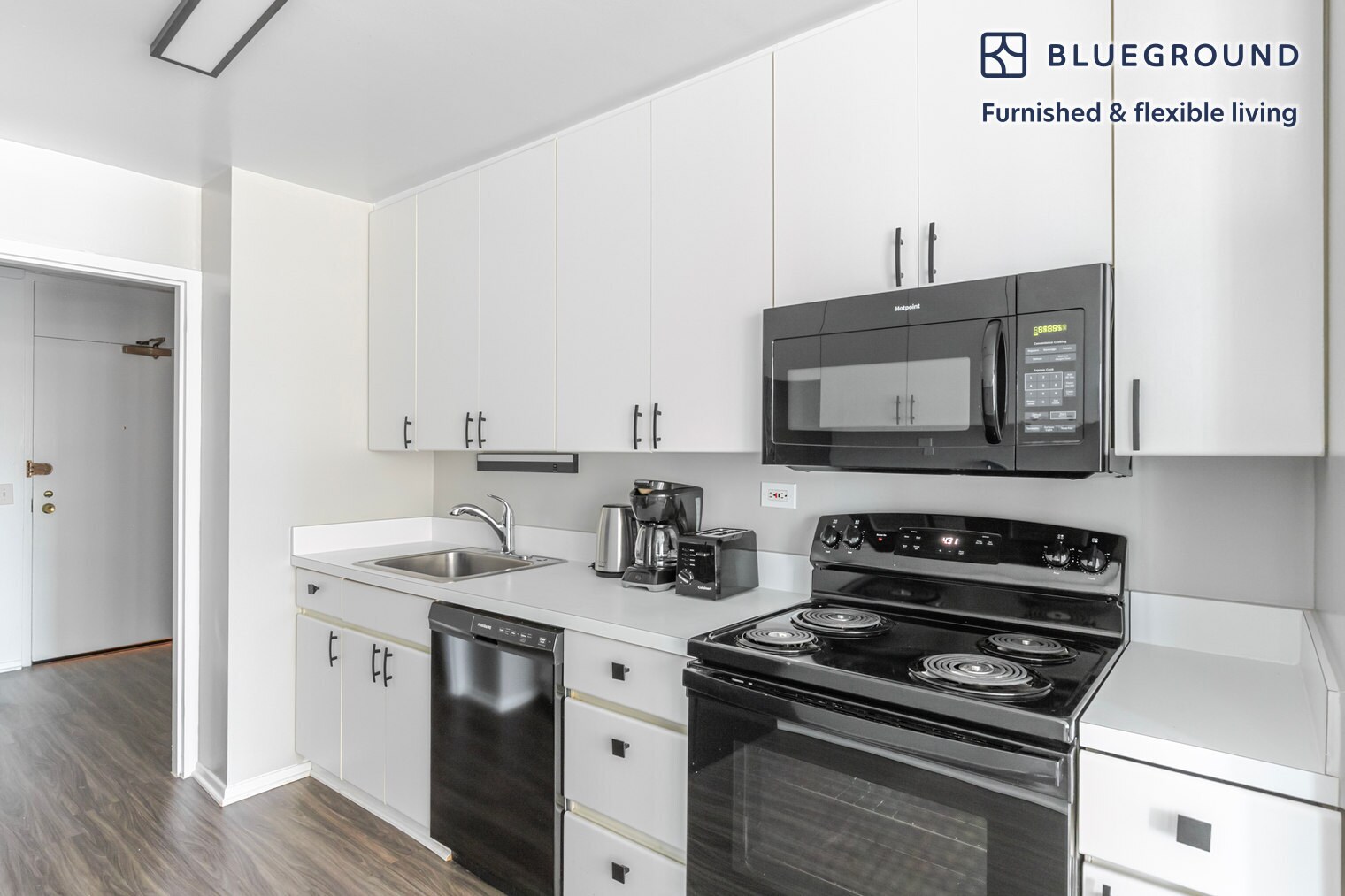 Building Photo - 3450 N Lake Shore Dr