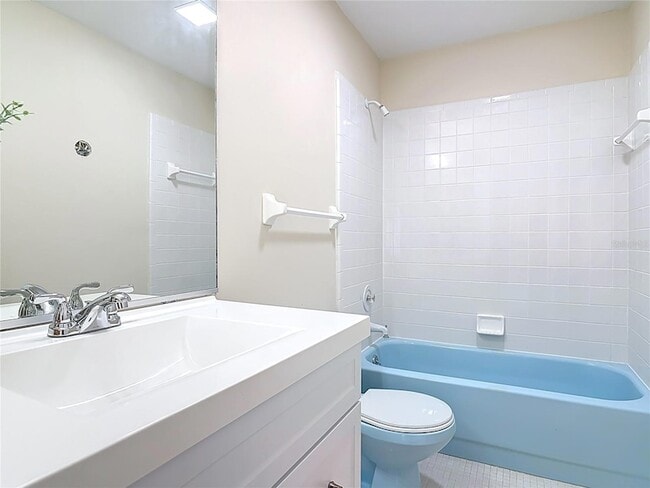 Building Photo - 289 Gull Dr S