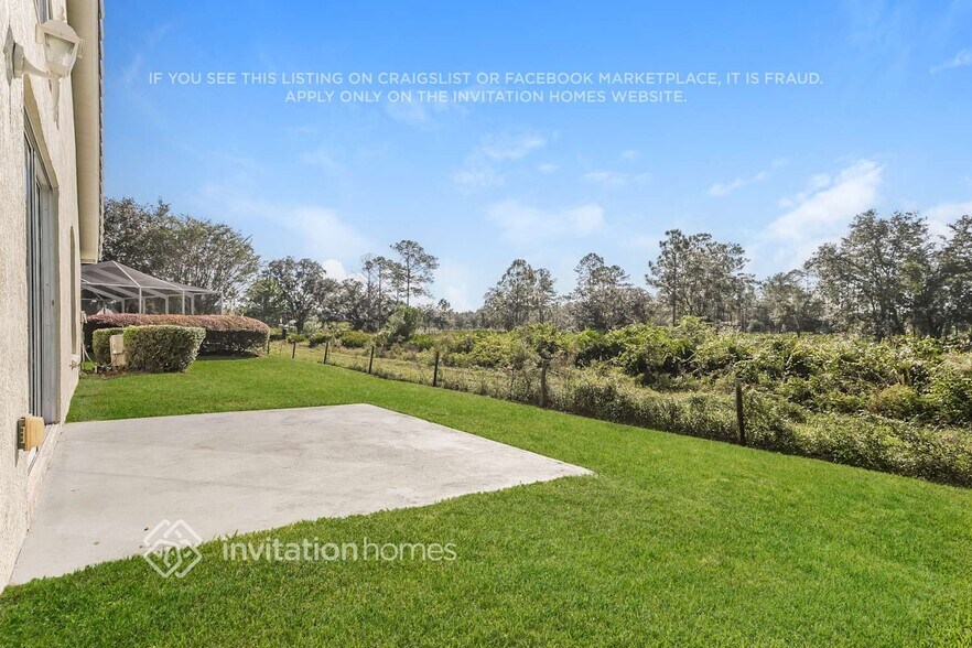 Building Photo - 17652 Nathans Dr