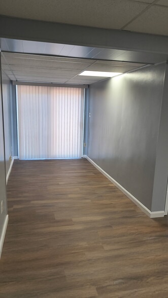 Building Photo - 7452 Fountain Head Dr