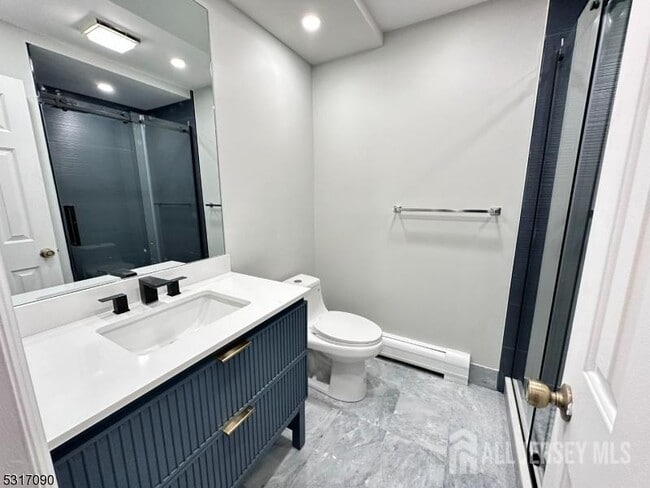 Building Photo - 107A S Maple Ave