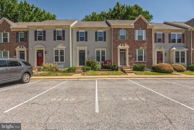 Building Photo - 8443 Clear Spring Dr