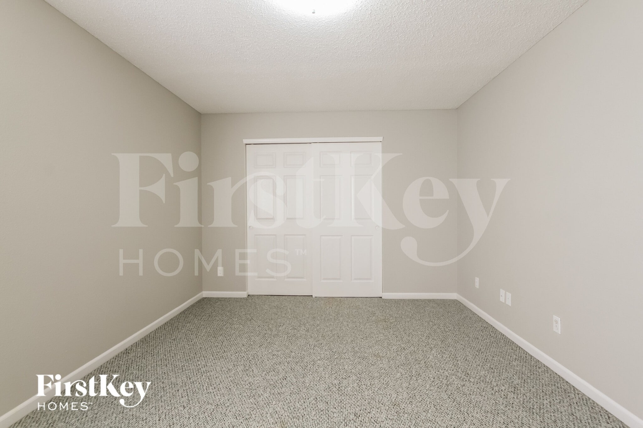 Building Photo - 319 Sunburst Ln