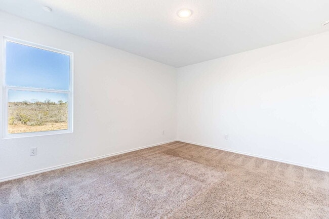 Building Photo - 9143 Coronal Rings