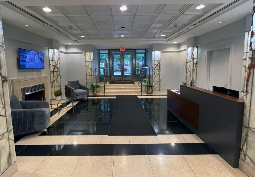 Building Photo - 1150 K St NW