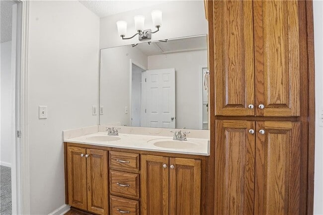 Building Photo - 314 Promise Ln