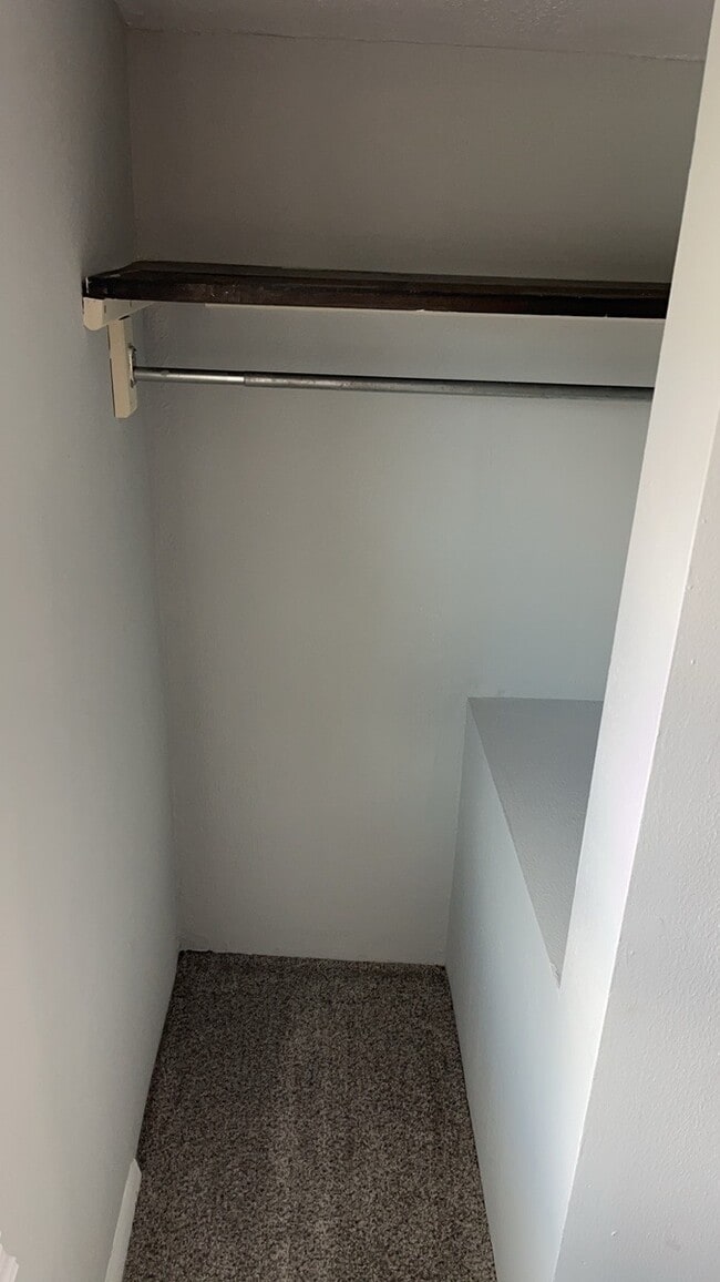 Building Photo - 1561 Sacramento Ave