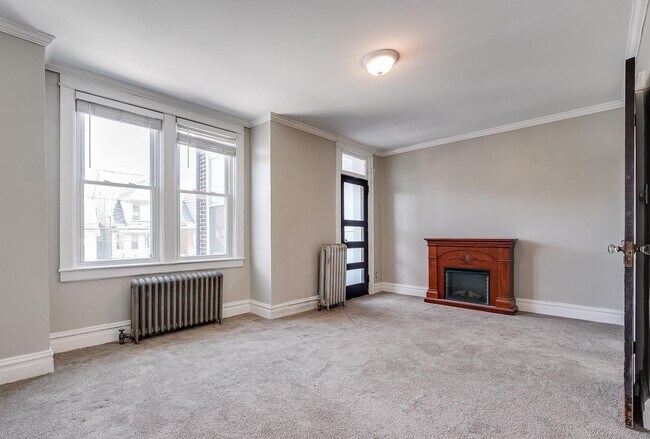 Building Photo - 149 Beach St