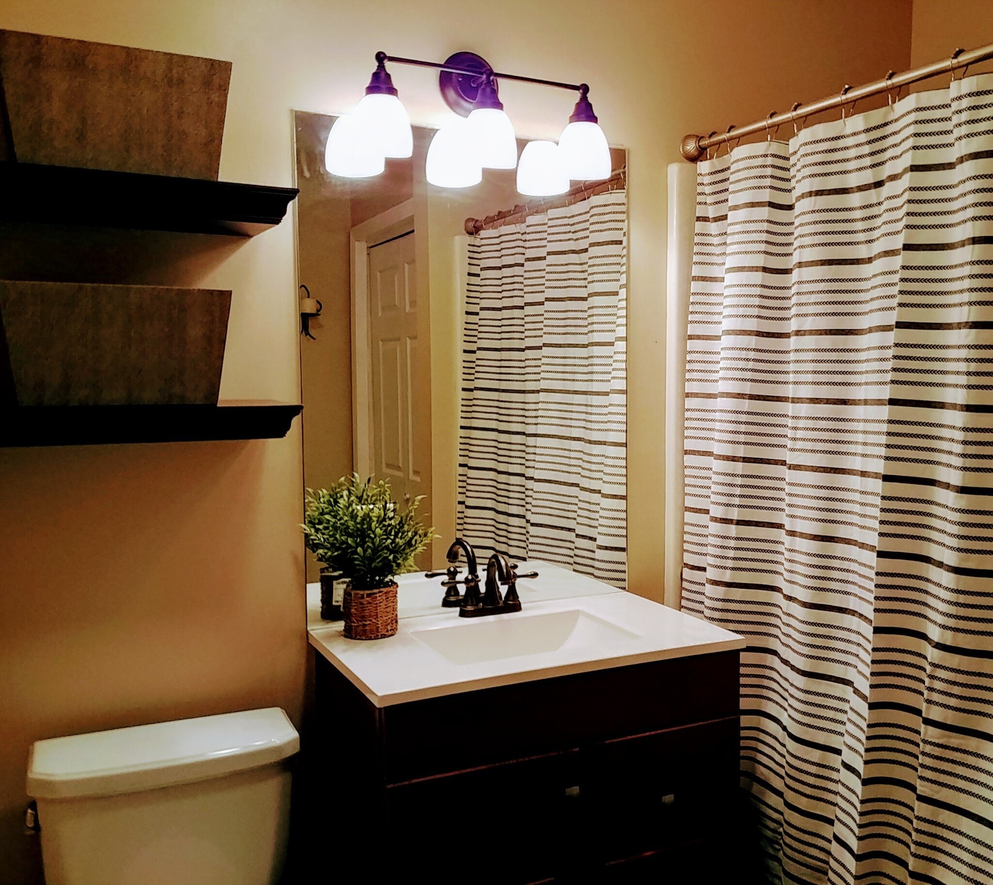 Bathroom - 386 Hildred Dr