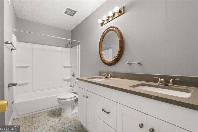 Building Photo - 360 Winding River Dr