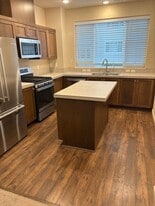 Building Photo - 14470 SW Gold Coast Ter