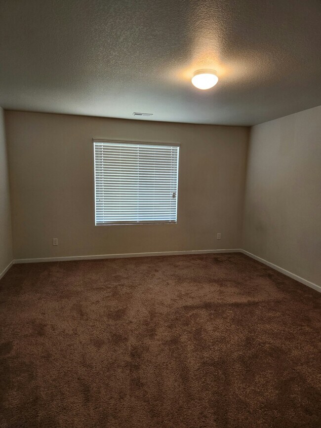 Building Photo - 10163 Seawolf Dr