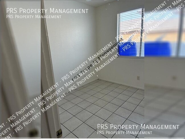 Building Photo - 46110 W Sheridan Rd