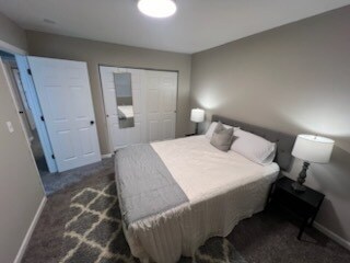 Building Photo - Beautiful Renovated Townhouse-Fully Furnis...